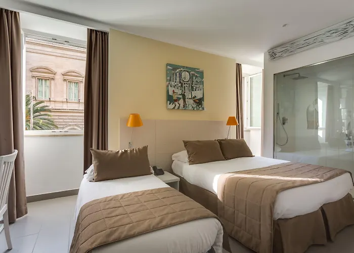 מלון Trevi Palace 3*
